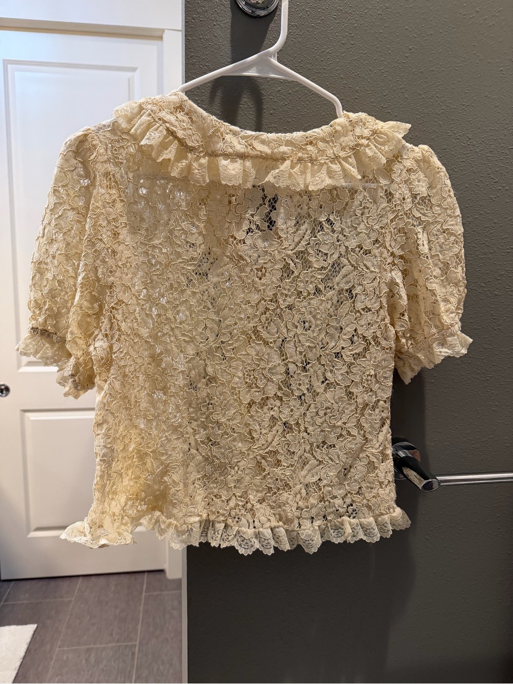 Vintage Inspired Lace Ruffle Button-Up Top - Cream - Picture 3 of 3